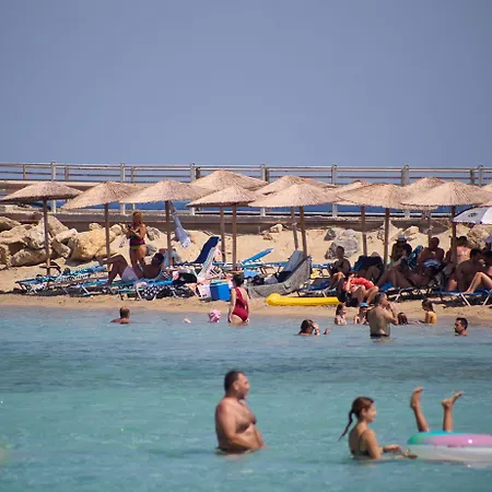 Отель Eden Kythira *